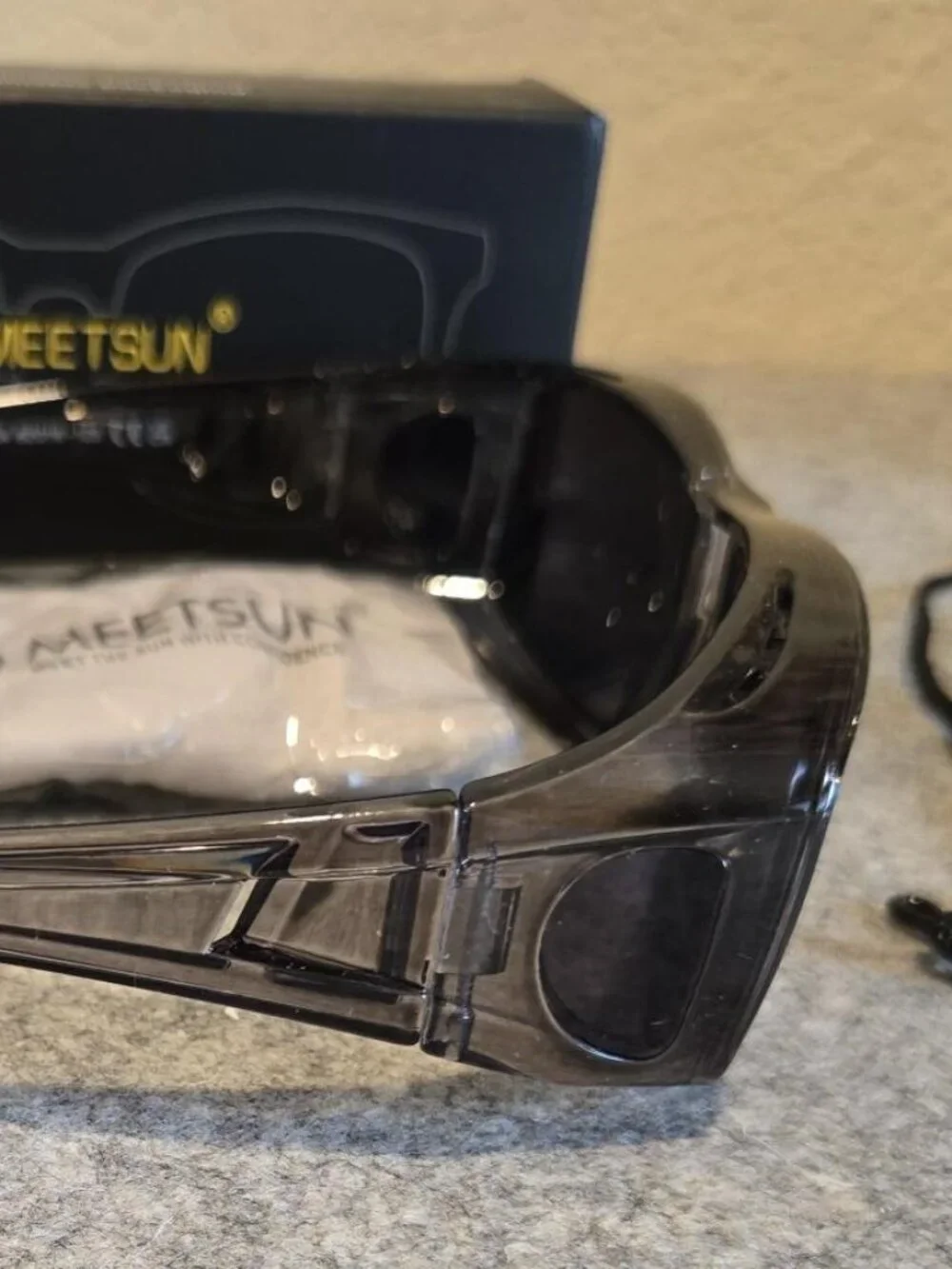 MEETSUN Fir Over Sunglasses Polarized Gray Frame with Cloth & lanyard NIB.